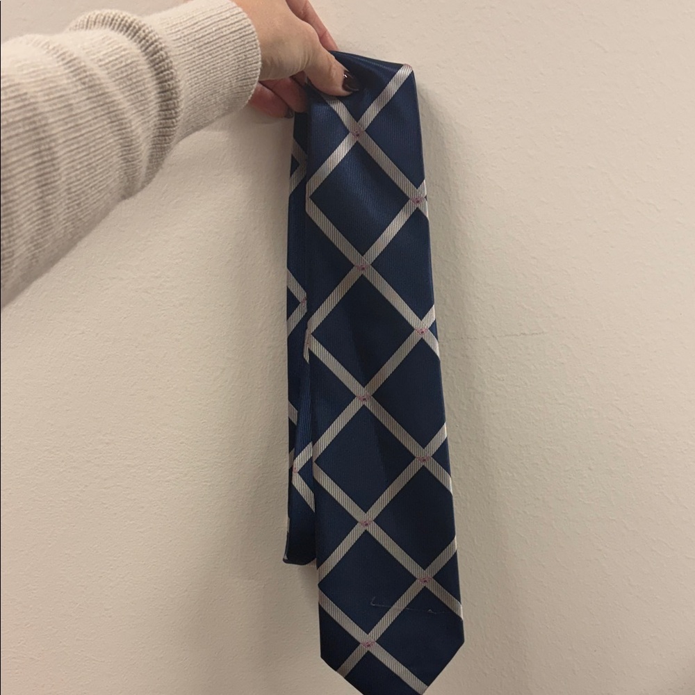 Giorgio Armani Navy and White Geometric Tie